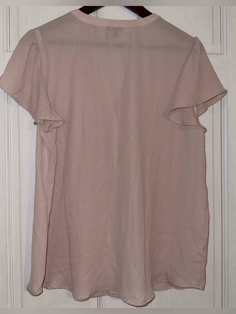 ANN TAYLOR Women's Light Pink Pintuck Flutter Sleeve Button Down Blouse Size L - Picture 2 of 4